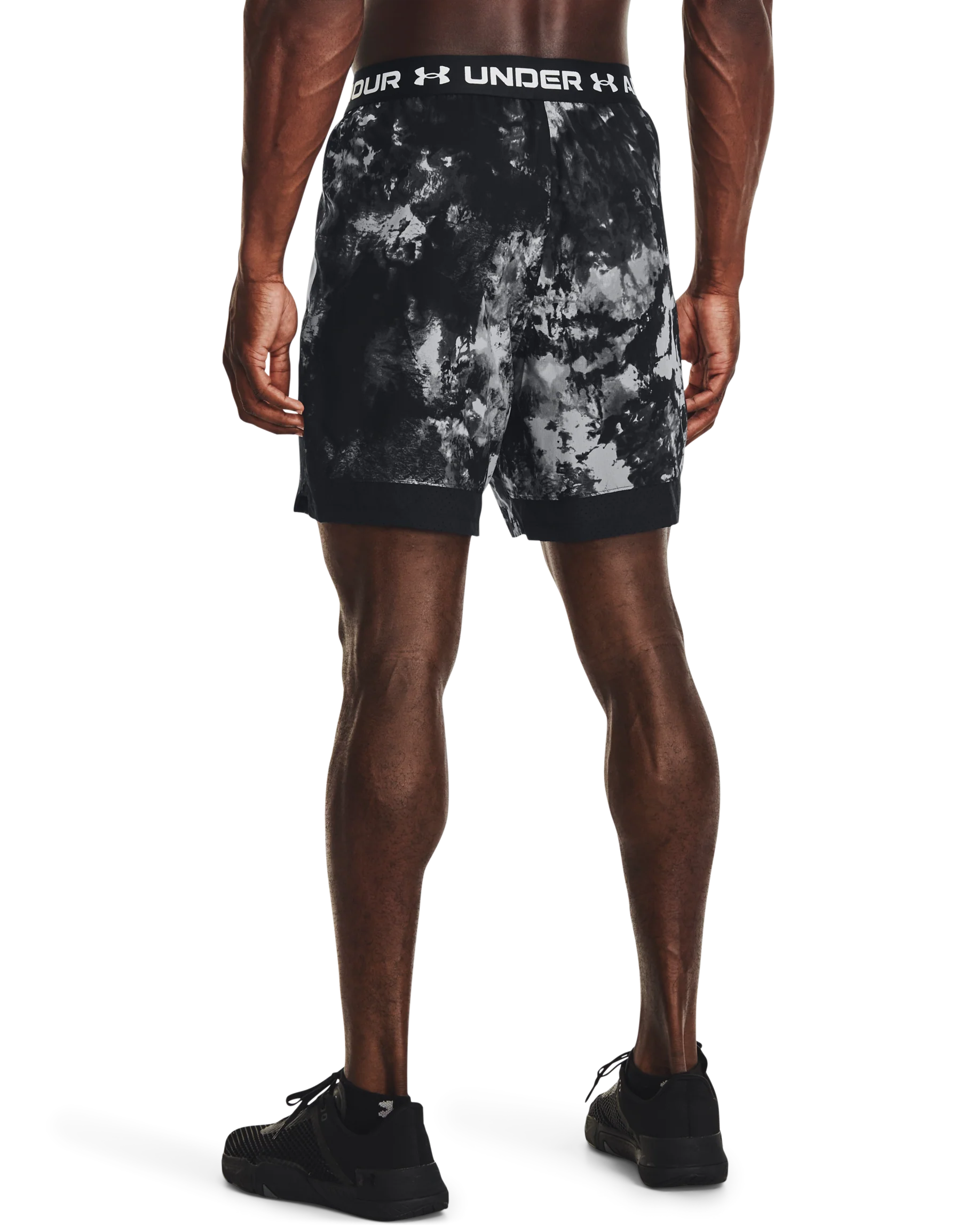 Men's UA Vanish Woven 6'' Printed Shorts - Image 2