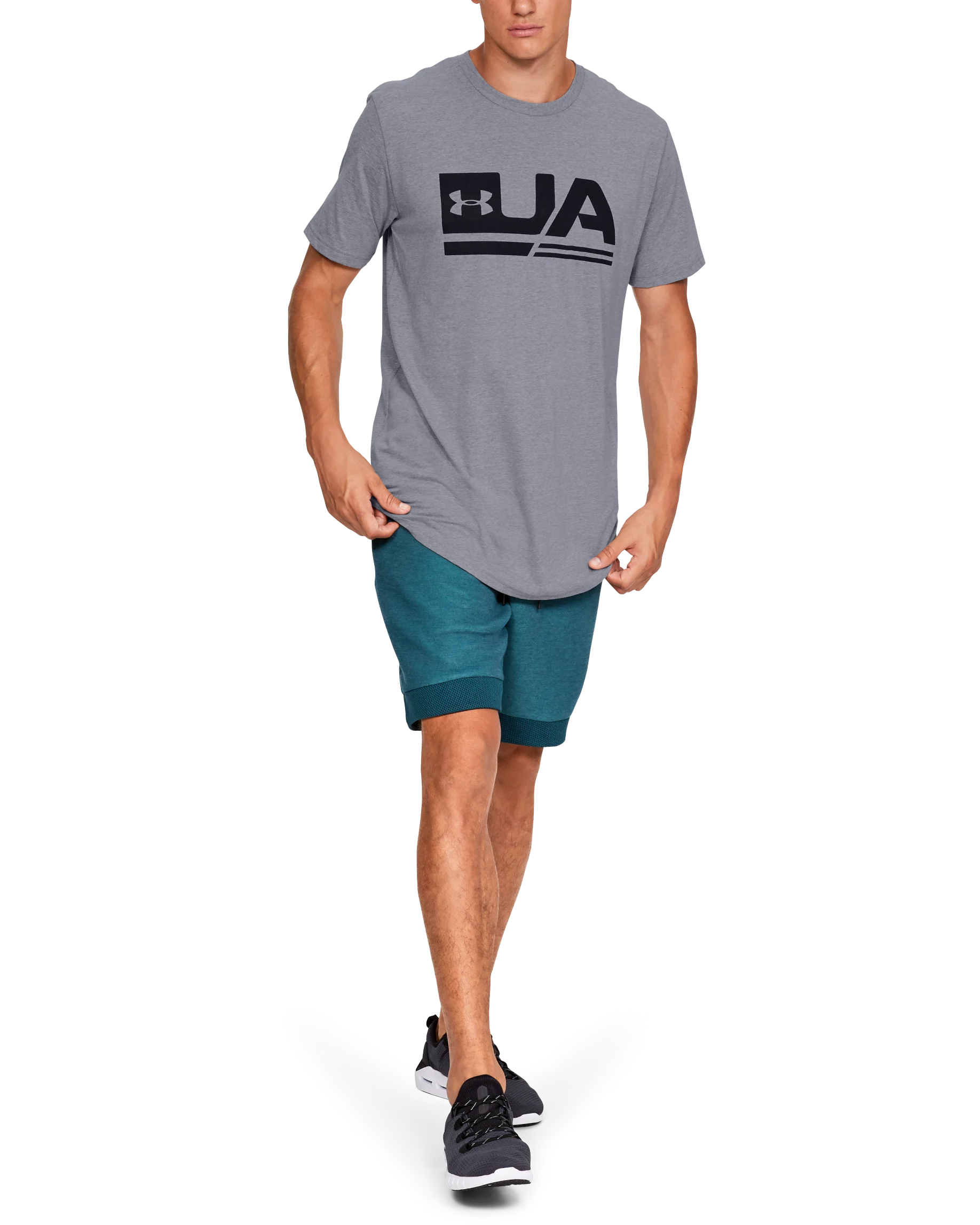 Men's UA HeatGear® Sportstyle Short Sleeve Drop Hem Shirt - Image 3
