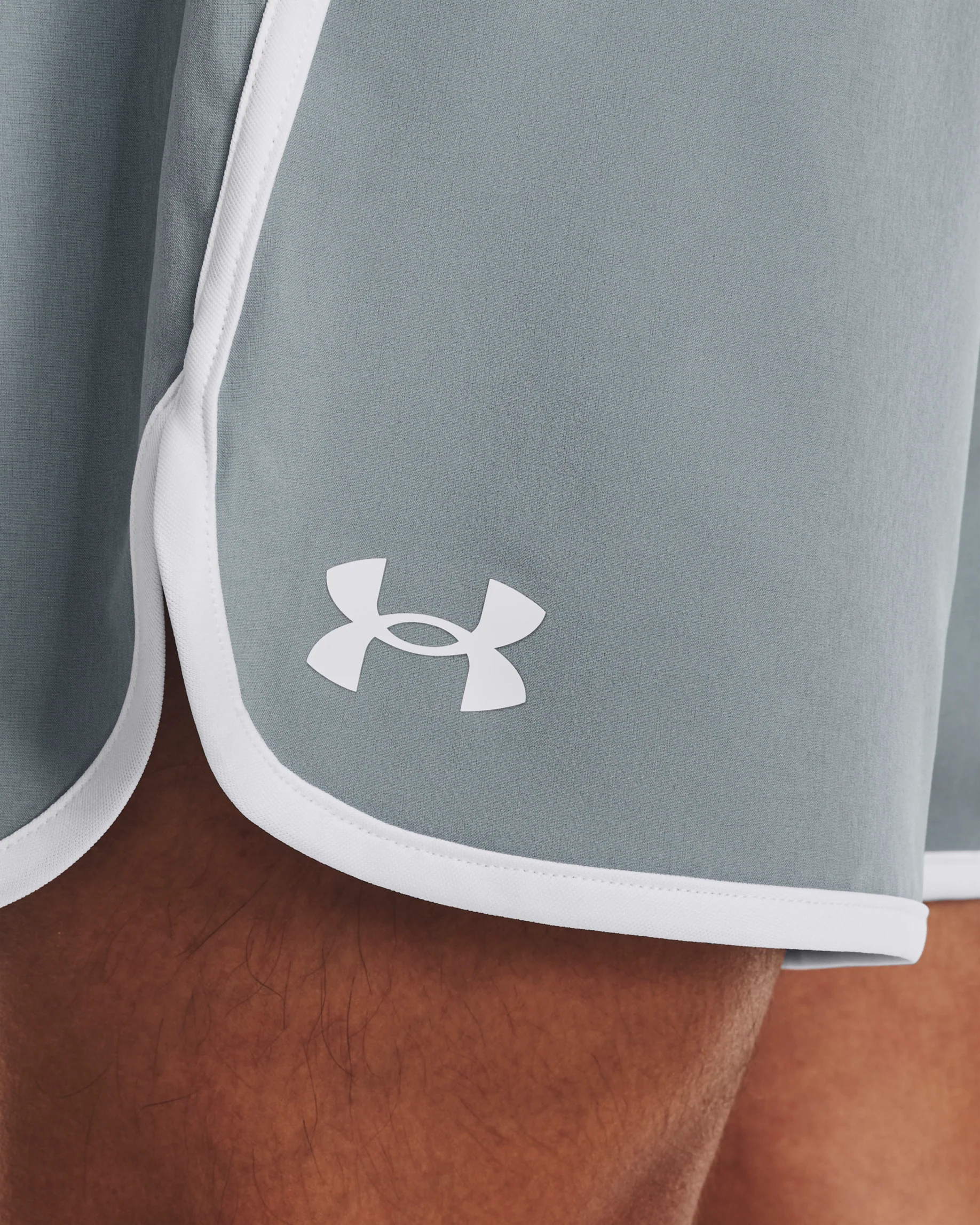 Men's UA HIIT Woven 6inch Shorts - Image 7
