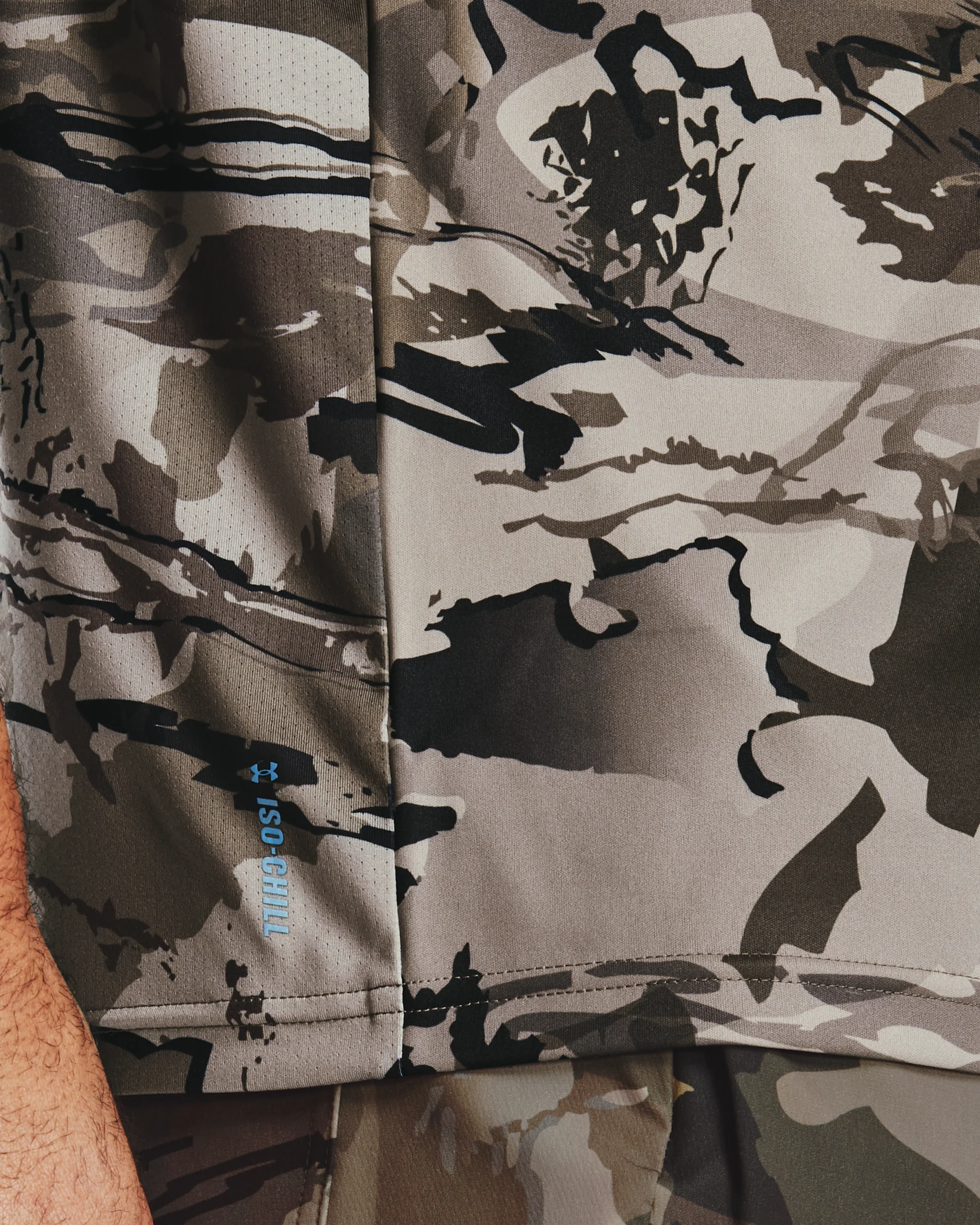 Men's UA Iso-Chill Brush Line Short Sleeve - Image 6