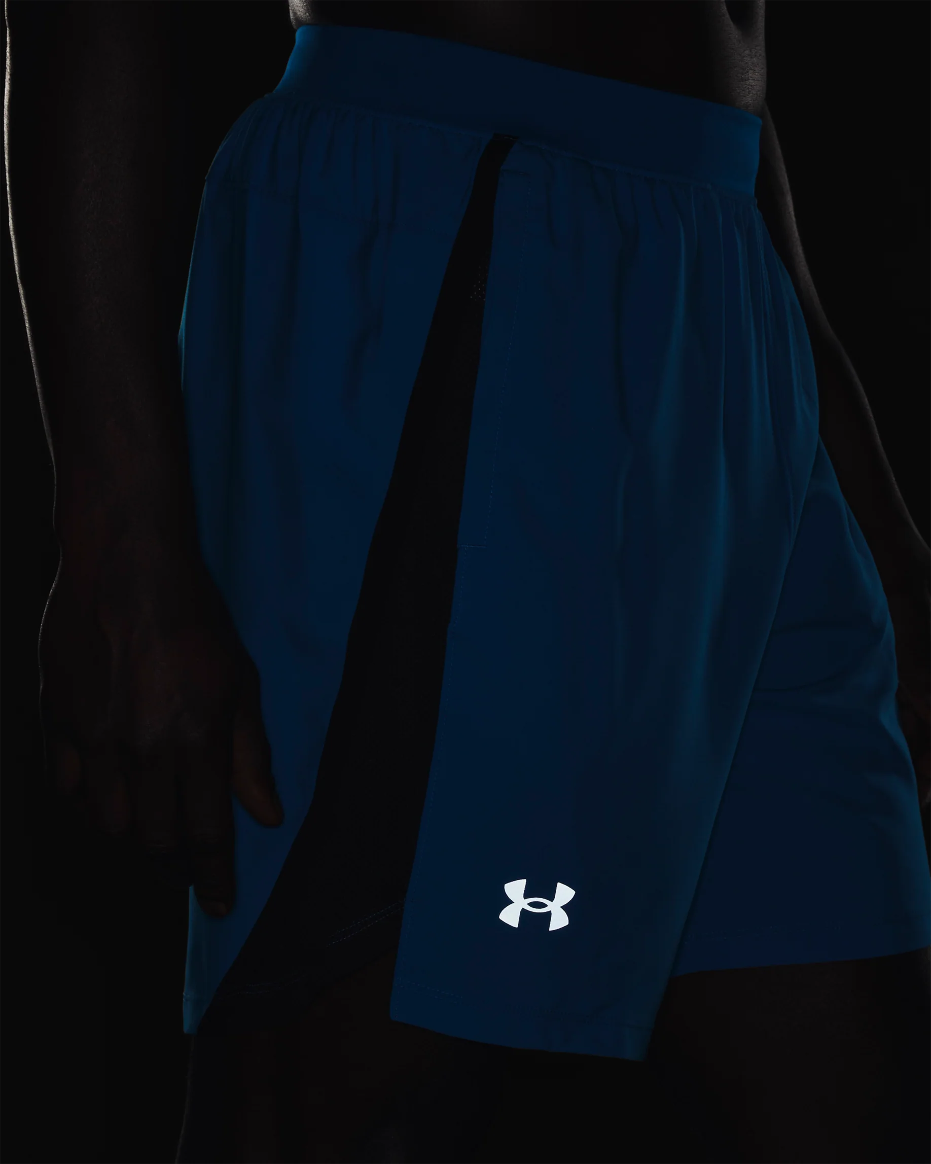 Men's UA Launch Run 7inch Shorts - Image 8