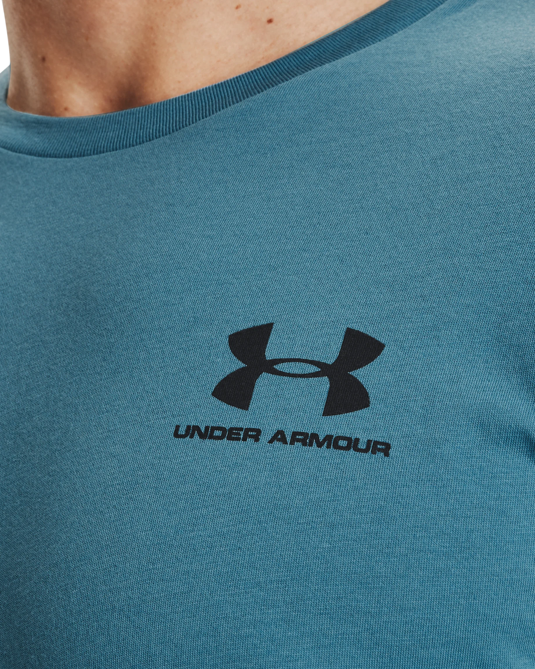 Men's UA Sportstyle Left Chest Short Sleeve Shirt - Image 5