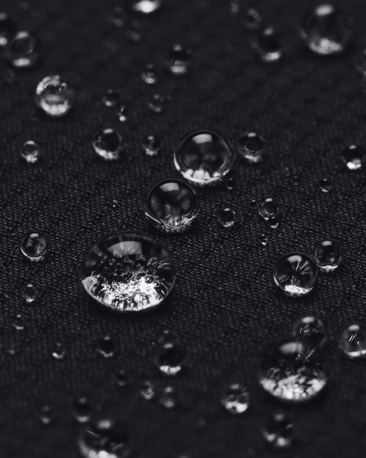 Men's UA Storm Run Jacket - Image 15