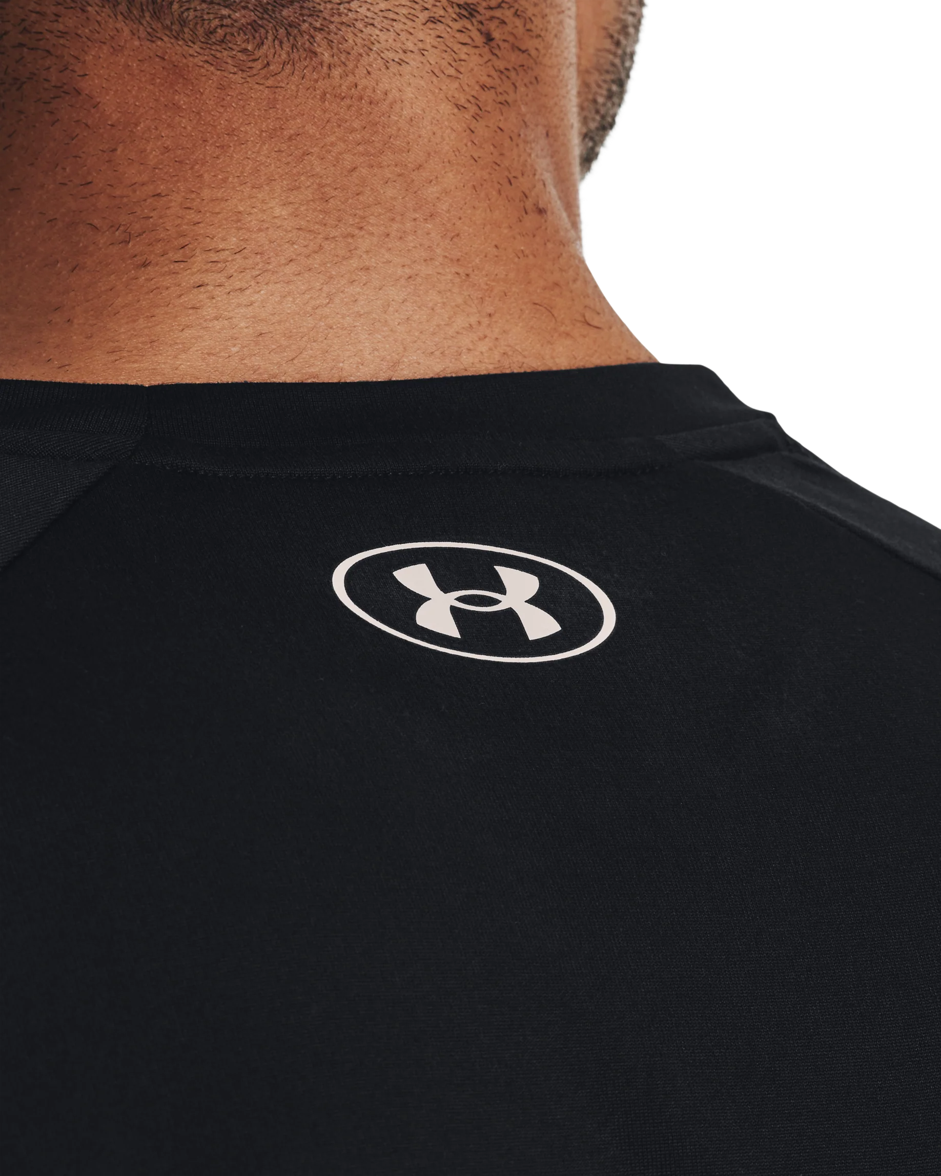 Men's UA Tech™ 2.0 Gradient Short Sleeve - Image 5