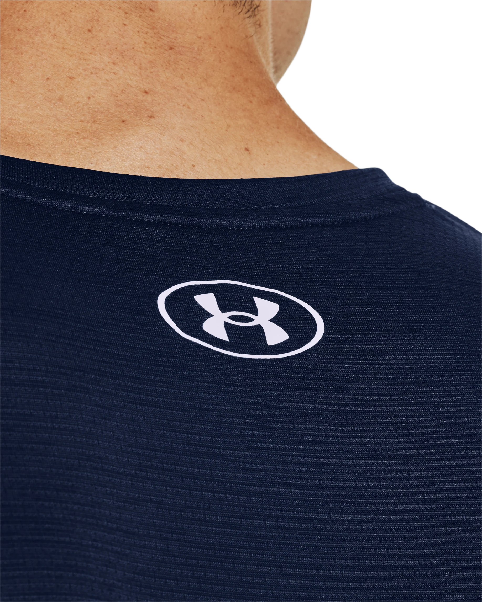 Men's UA Training Vent Graphic Short Sleeve - Image 5