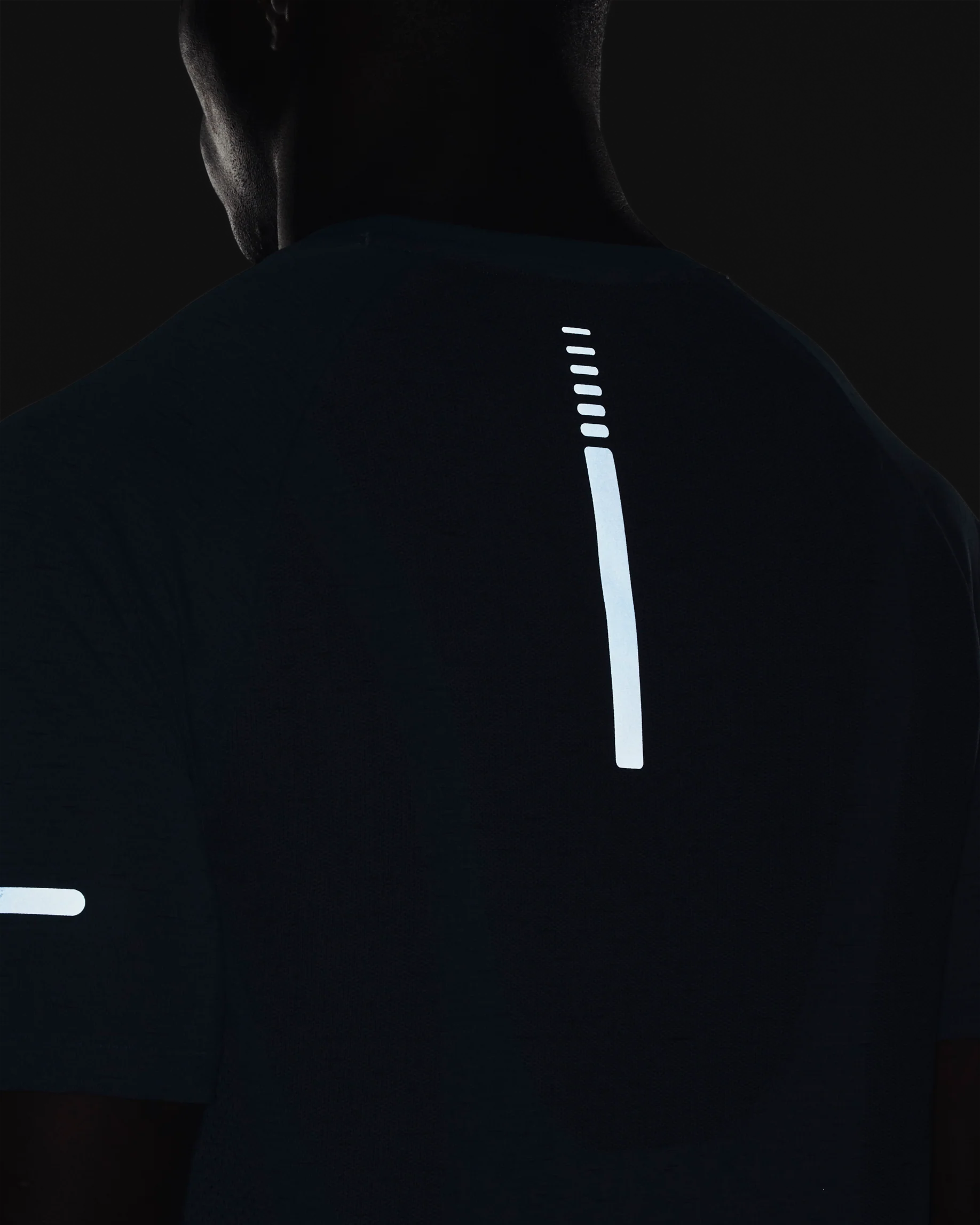 Men's UA Vanish Seamless Run Short Sleeve - Image 7