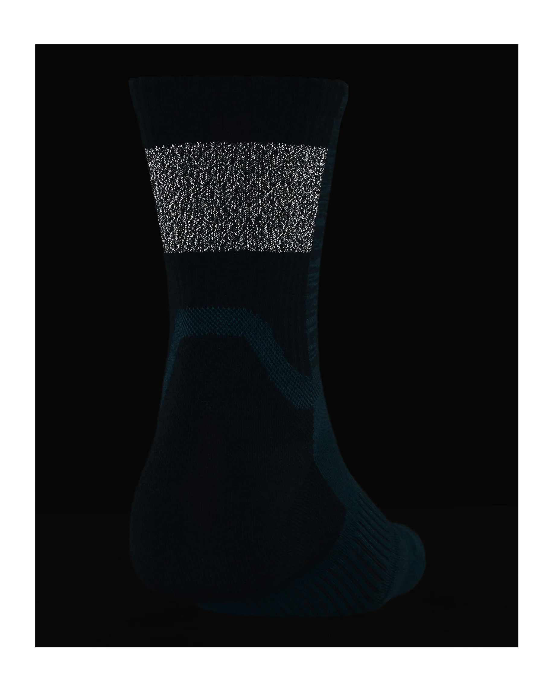 Unisex UA Armour Dry™ Run Crew Socks - Image 3