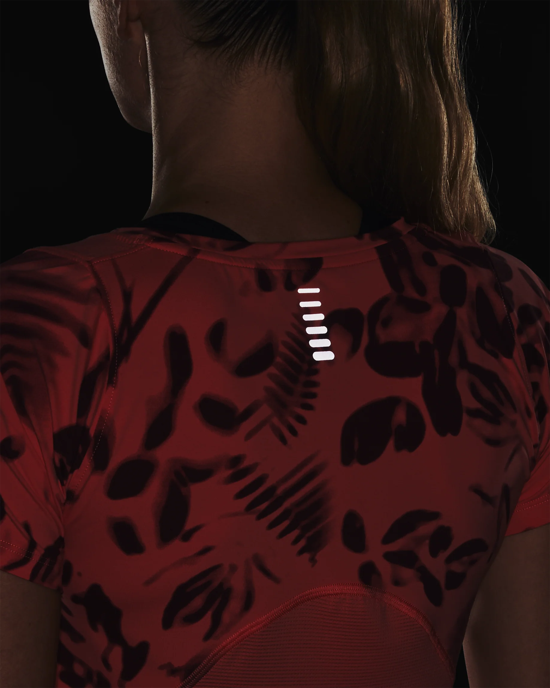 Women's UA Iso-Chill 200 Print Short Sleeve - Image 8
