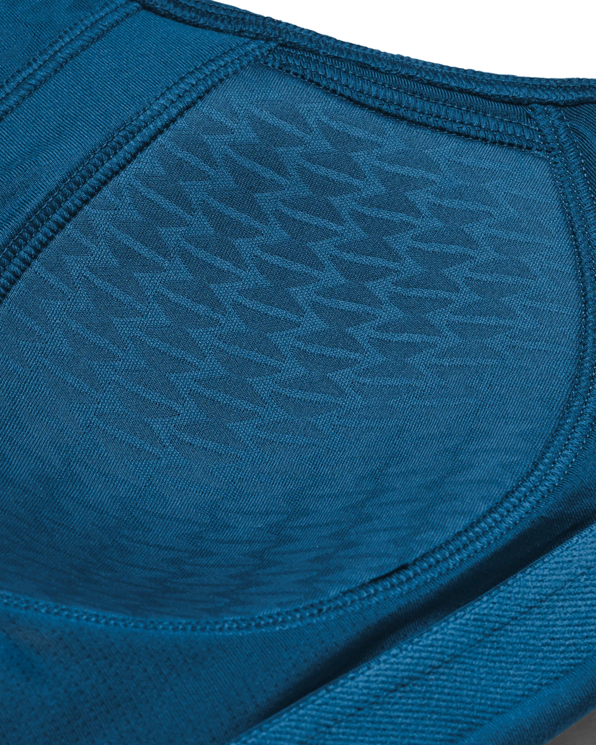 Women's UA SmartForm Evolution Mid Sports Bra - Image 11